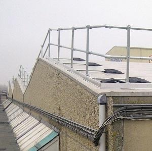 斜坡屋顶护栏