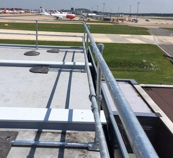机场屋顶临边防护栏